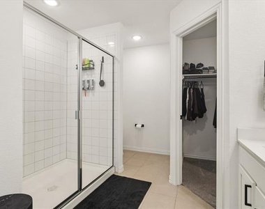 10032 Travis Drive - Photo Thumbnail 21