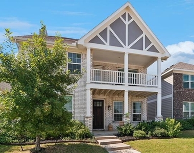 10032 Travis Drive - Photo Thumbnail 1