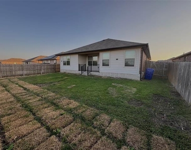 3020 Skinner Drive - Photo Thumbnail 14