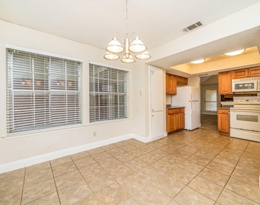 5624 Lordsburg Trail - Photo Thumbnail 5