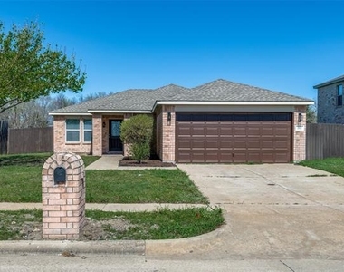 312 Stanford - Photo Thumbnail 2