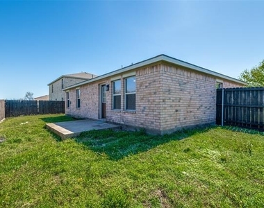 312 Stanford - Photo Thumbnail 24