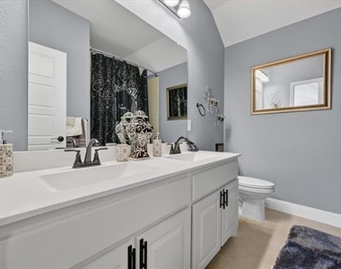 4434 Verbena Street - Photo Thumbnail 37