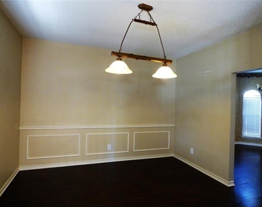 1509 Appalachian Drive - Photo Thumbnail 5