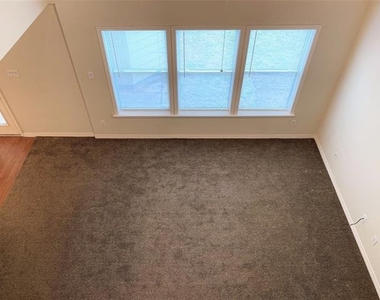 8814 Tucker Street - Photo Thumbnail 2
