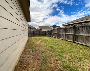 8814 Tucker Street - Photo Thumbnail 9