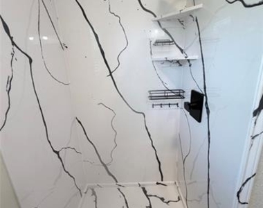 1512 Lexington Street - Photo Thumbnail 13