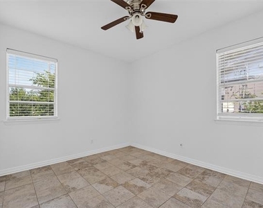 909 Rosewood Hills Drive - Photo Thumbnail 13