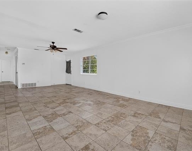 909 Rosewood Hills Drive - Photo Thumbnail 5