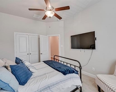 1415 White Squall Trail - Photo Thumbnail 22