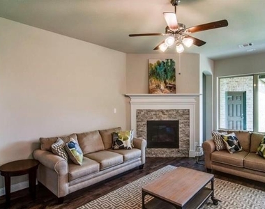 1415 White Squall Trail - Photo Thumbnail 29