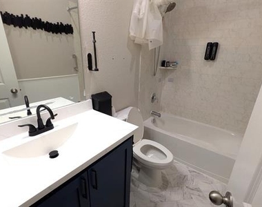 1415 White Squall Trail - Photo Thumbnail 24