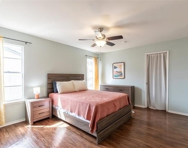 1689 Chachalaca Lane - Photo Thumbnail 20