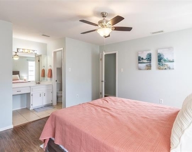 1689 Chachalaca Lane - Photo Thumbnail 21