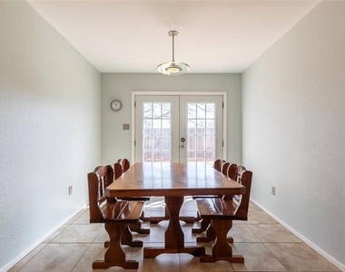 1689 Chachalaca Lane - Photo Thumbnail 8