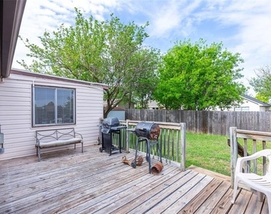 1710 Covey Lane - Photo Thumbnail 27