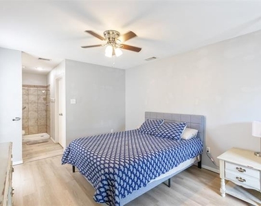 1710 Covey Lane - Photo Thumbnail 9