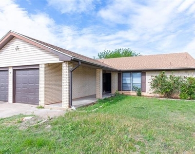 1710 Covey Lane - Photo Thumbnail 29