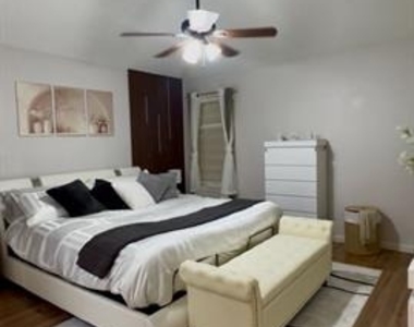 6217 Firebird Drive - Photo Thumbnail 6