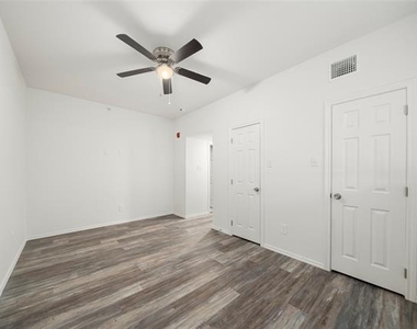 11232 Park Central Place - Photo Thumbnail 11