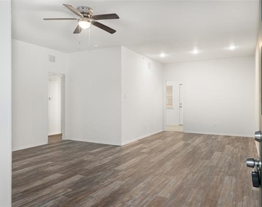 11232 Park Central Place - Photo Thumbnail 1