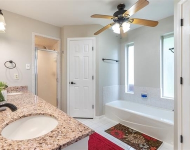 857 Chaucer Drive - Photo Thumbnail 15