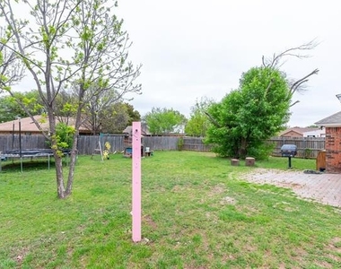 857 Chaucer Drive - Photo Thumbnail 30
