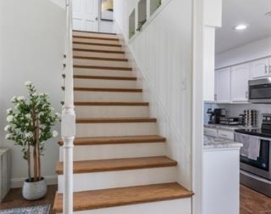 8073 Bonnie Circle - Photo Thumbnail 9