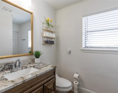 8073 Bonnie Circle - Photo Thumbnail 27