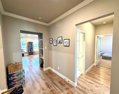 402 Coyote Creek Drive - Photo Thumbnail 1