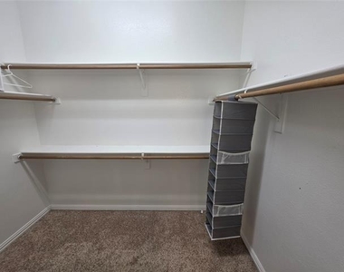 2717 Cliffwood Drive - Photo Thumbnail 31