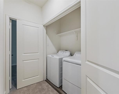 4510 Wood Fern Road - Photo Thumbnail 18