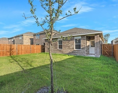 4510 Wood Fern Road - Photo Thumbnail 21