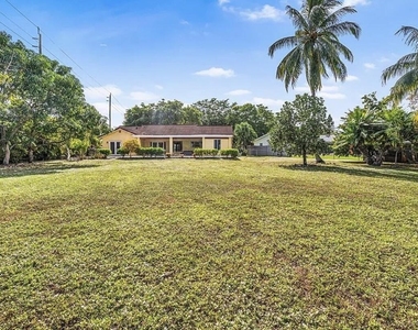 8619 Sw 51st Street - Photo Thumbnail 8