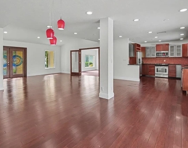 8619 Sw 51st Street - Photo Thumbnail 9