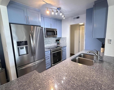 1009 N Ocean Boulevard N - Photo Thumbnail 5