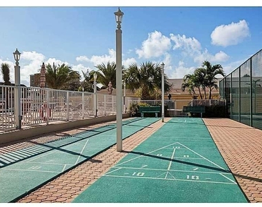 1009 N Ocean Boulevard N - Photo Thumbnail 32