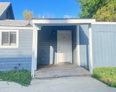 4522 Gaston Avenue - Photo Thumbnail 13