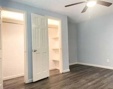 4522 Gaston Avenue - Photo Thumbnail 1