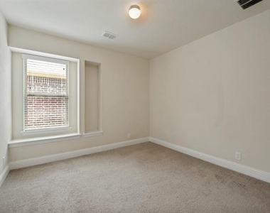 3724 Cobblecreek Drive - Photo Thumbnail 20