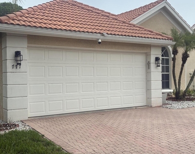 777 Sw Munjack Circle - Photo Thumbnail 2