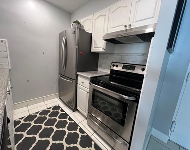111 Briny Avenue - Photo Thumbnail 7
