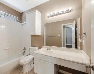 957 Turnstone Trail - Photo Thumbnail 24