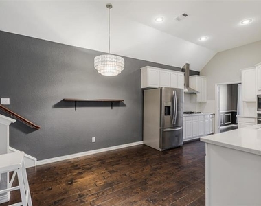 957 Turnstone Trail - Photo Thumbnail 9