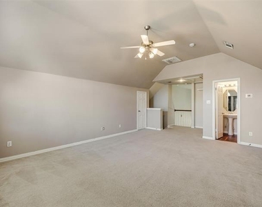 957 Turnstone Trail - Photo Thumbnail 29