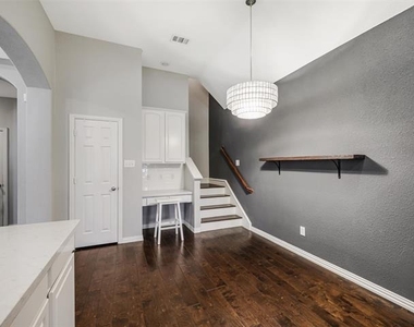 957 Turnstone Trail - Photo Thumbnail 8
