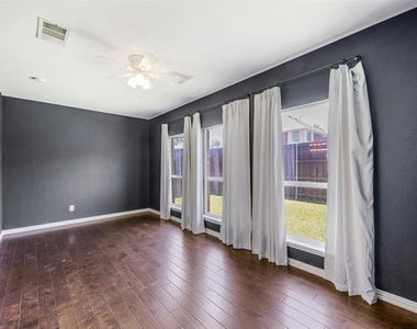 957 Turnstone Trail - Photo Thumbnail 18