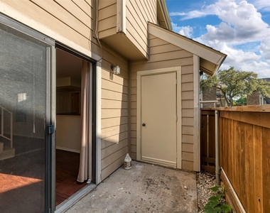 4748 Old Bent Tree Lane - Photo Thumbnail 17