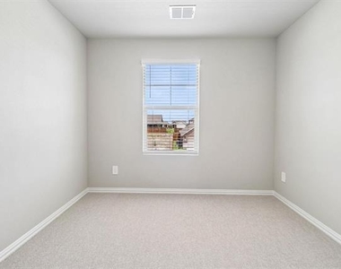 6206 Castamere Drive - Photo Thumbnail 30