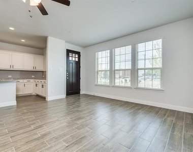 6805 Andrew Drive - Photo Thumbnail 2